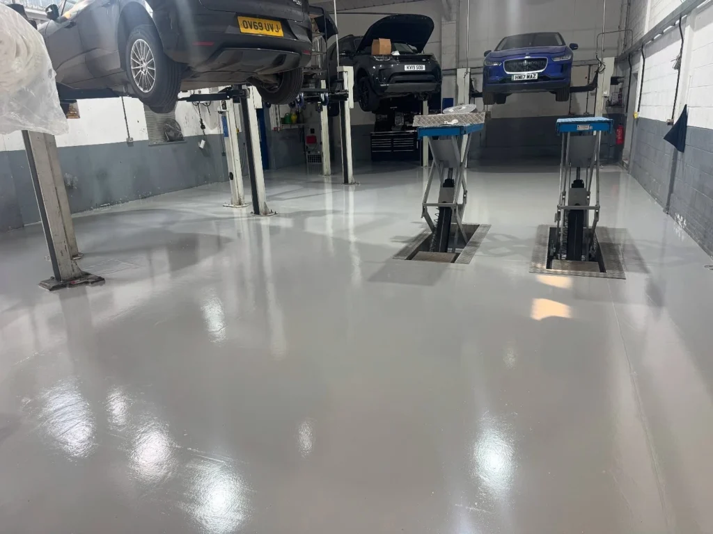 pardoseli industriale pentru depozite parcari si service auto